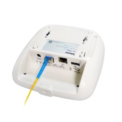 WaveData Wireless Access Point: 1x F.O. SFP, 1x Ethernet LAN, 1x USB 3.0, WLAN b/g/n/ac Televes